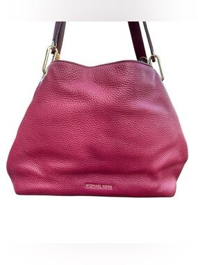 Michael Kors Raven Large Shoulder Bag Pebbled Leather Mulberry (Red) Center Zip